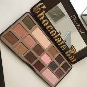 Too Faced Chocolate Bar